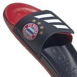 Klapki basenowe adidas Bayernu Monachium
